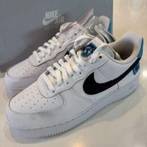 NIKE AIR FORCE 1 07 WW WORLDWIDE WHITE-BLACK-BLUE FURY SZ 9 [CK7648-100]